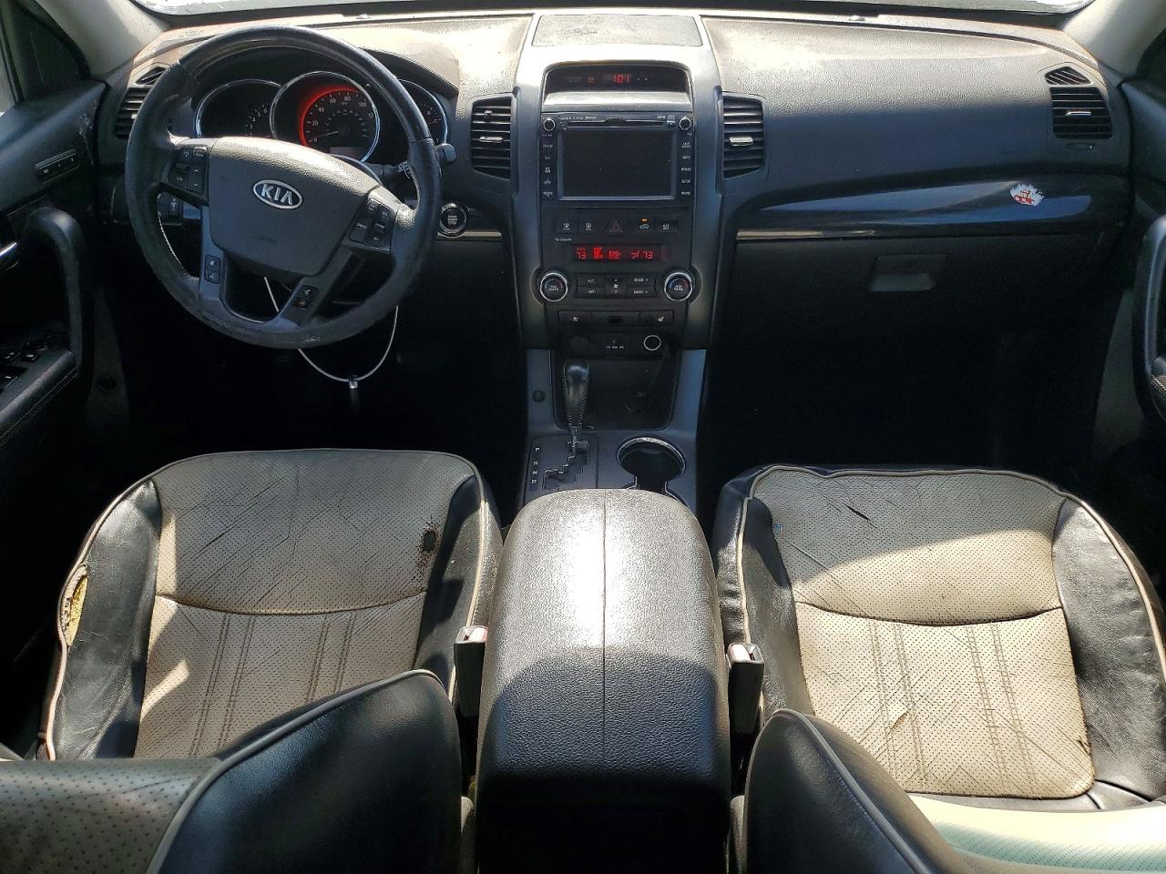 2013 KIA SORENTO