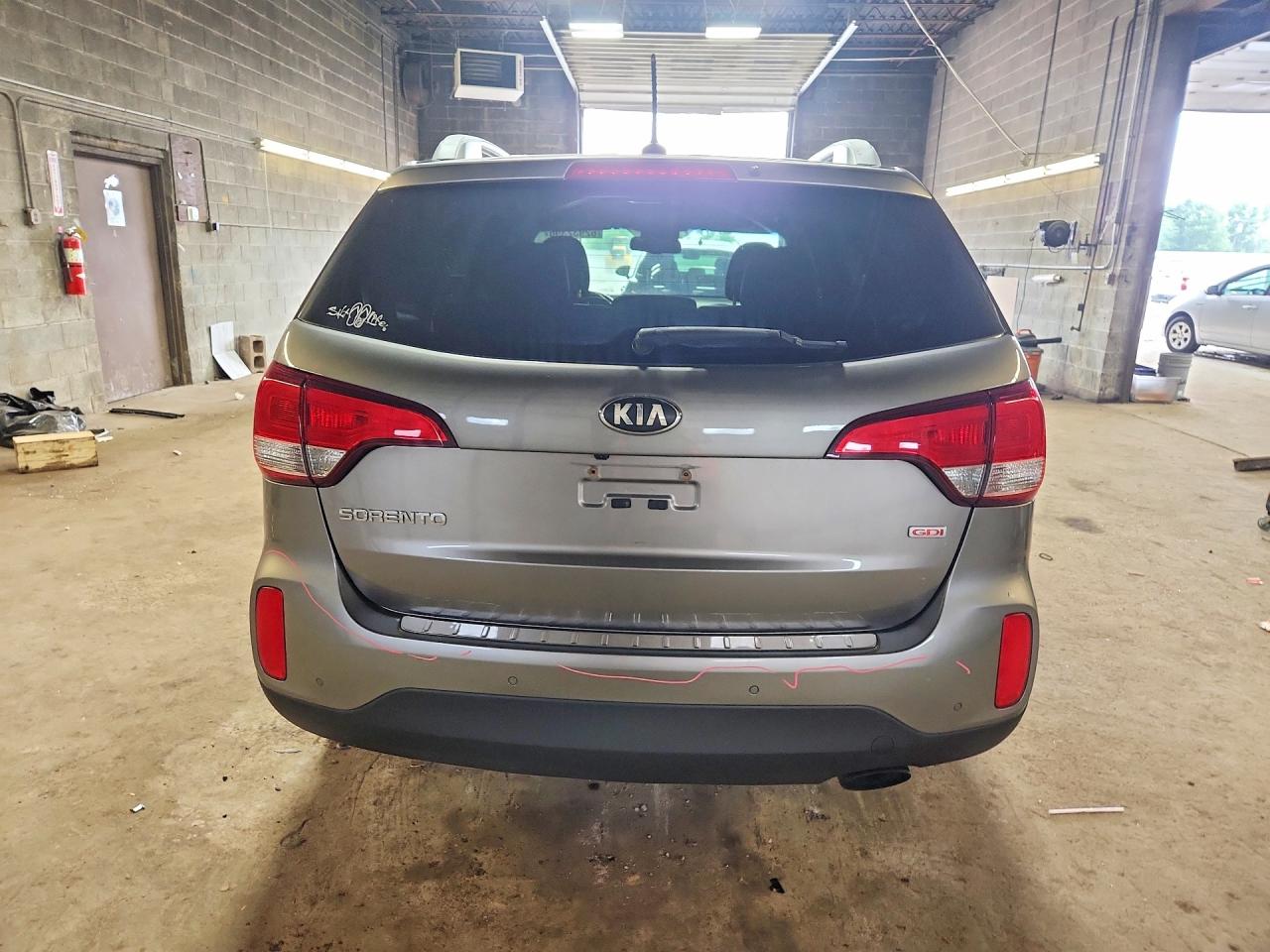 2015 KIA SORENTO