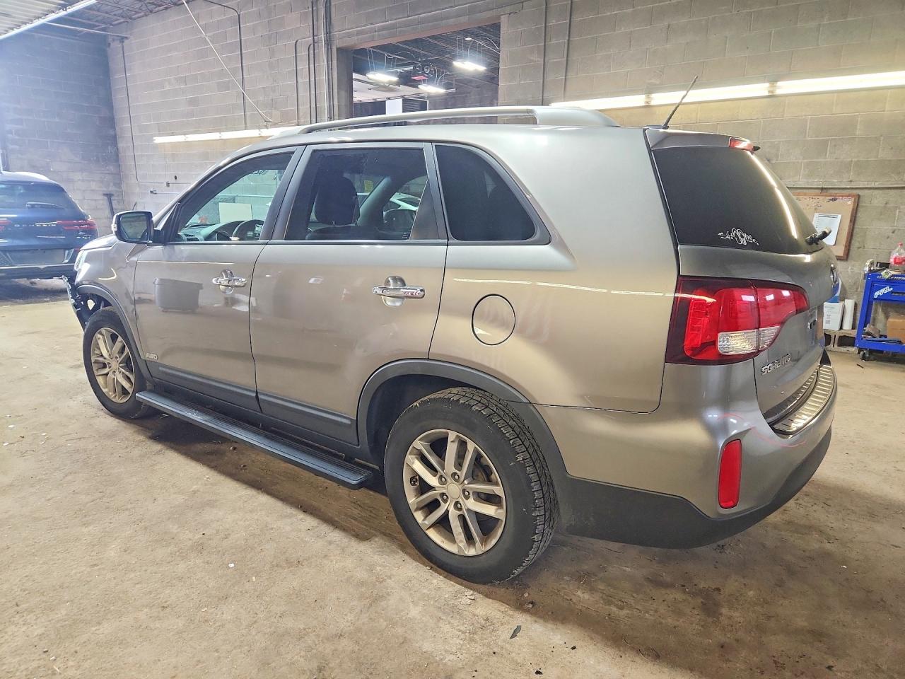 2015 KIA SORENTO