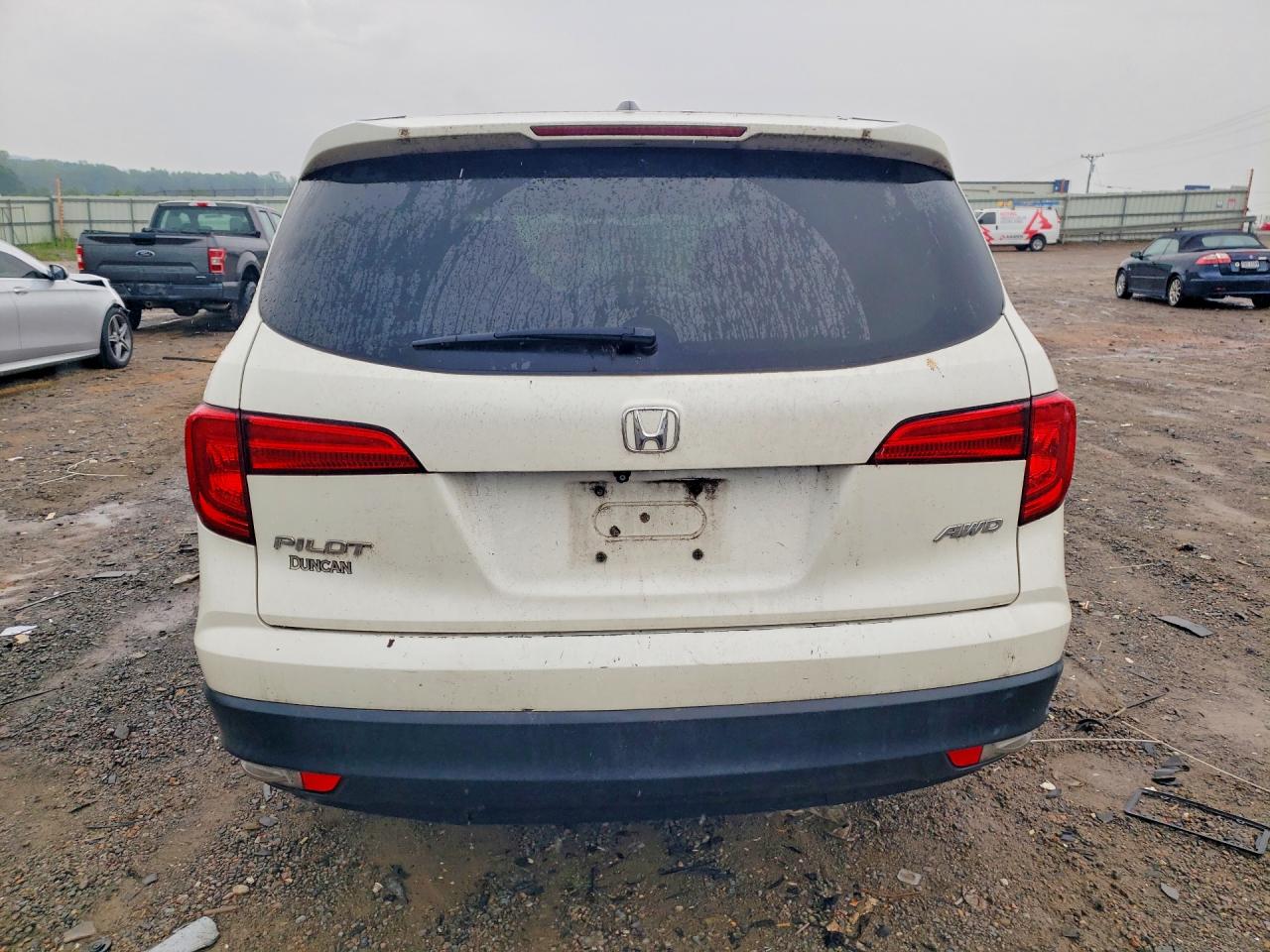 2017 HONDA PILOT