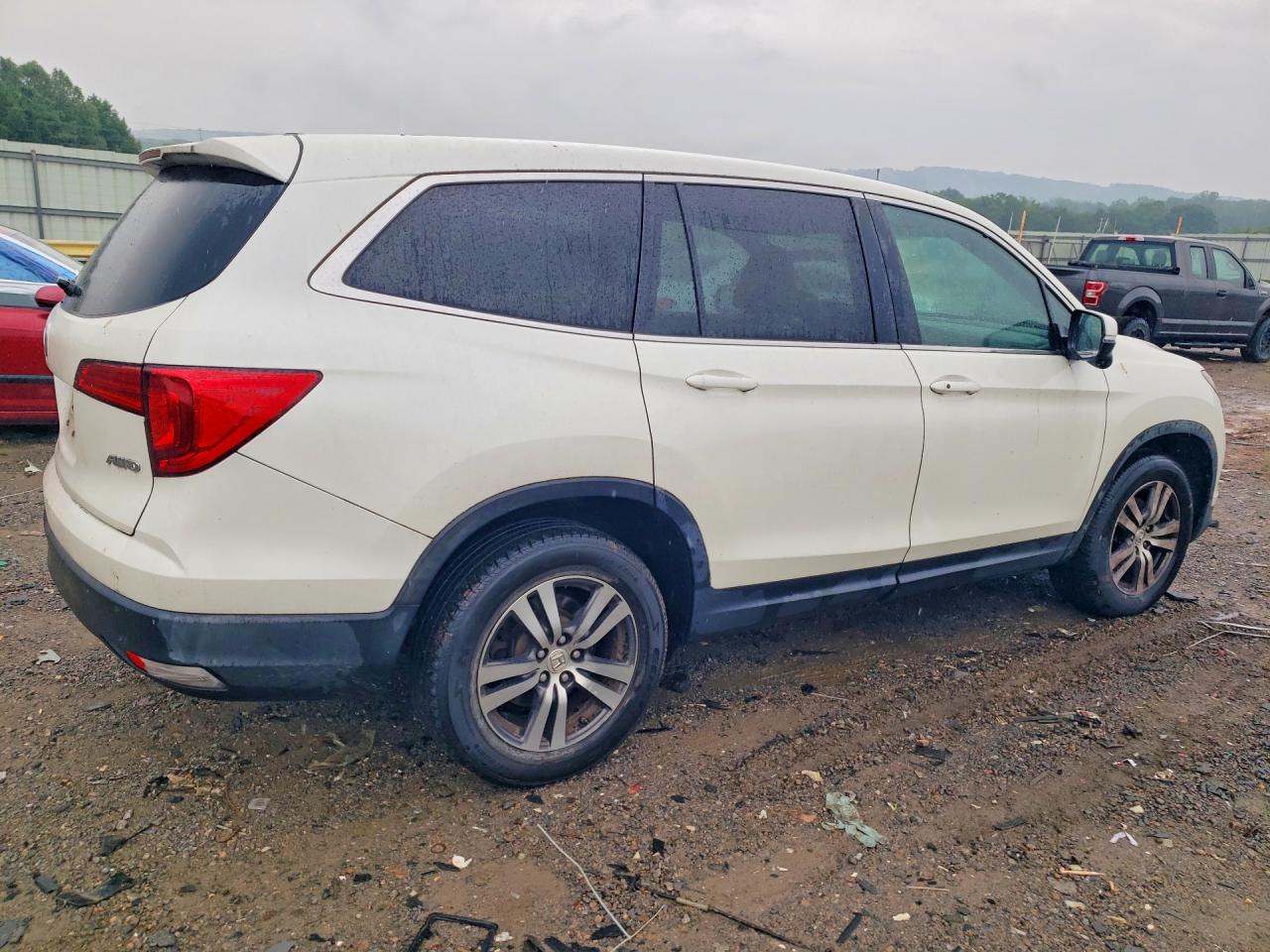 2017 HONDA PILOT