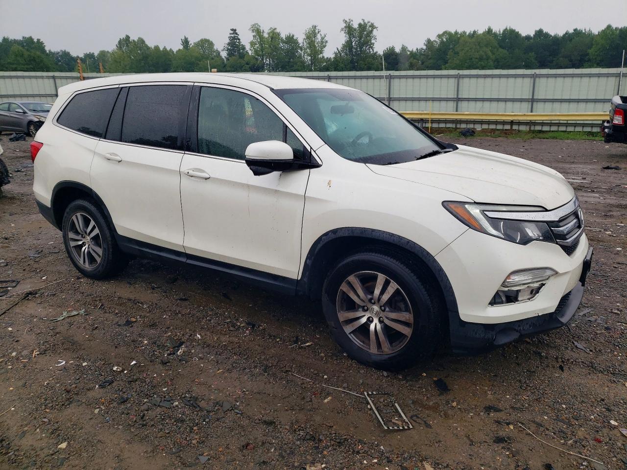 2017 HONDA PILOT