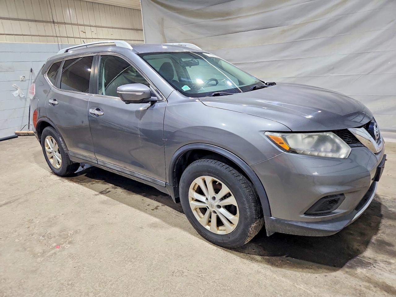 2015 NISSAN ROGUE