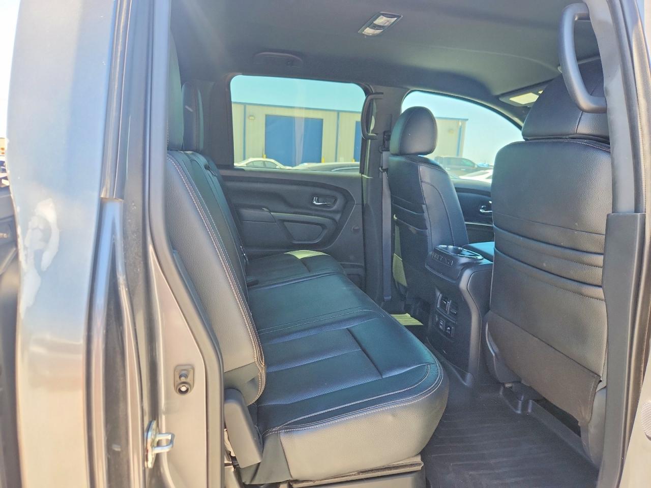 2019 NISSAN TITAN