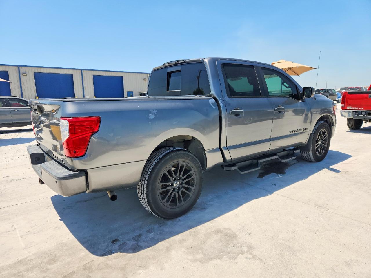 2019 NISSAN TITAN