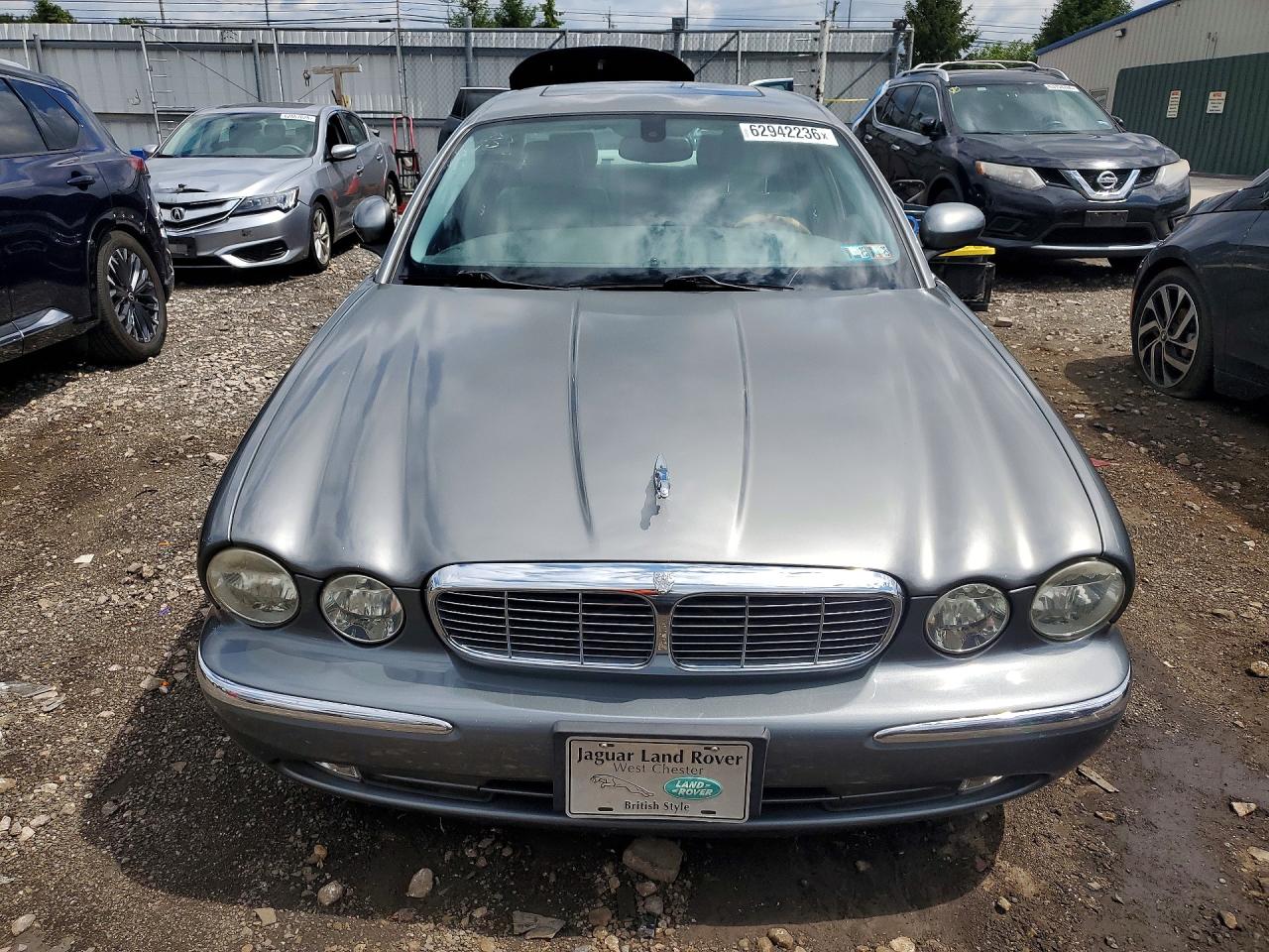 2005 JAGUAR XJ8