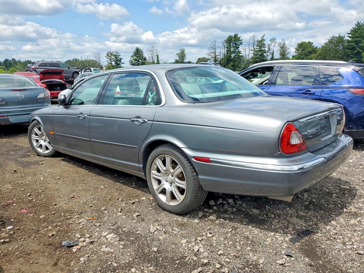 2005 JAGUAR XJ8
