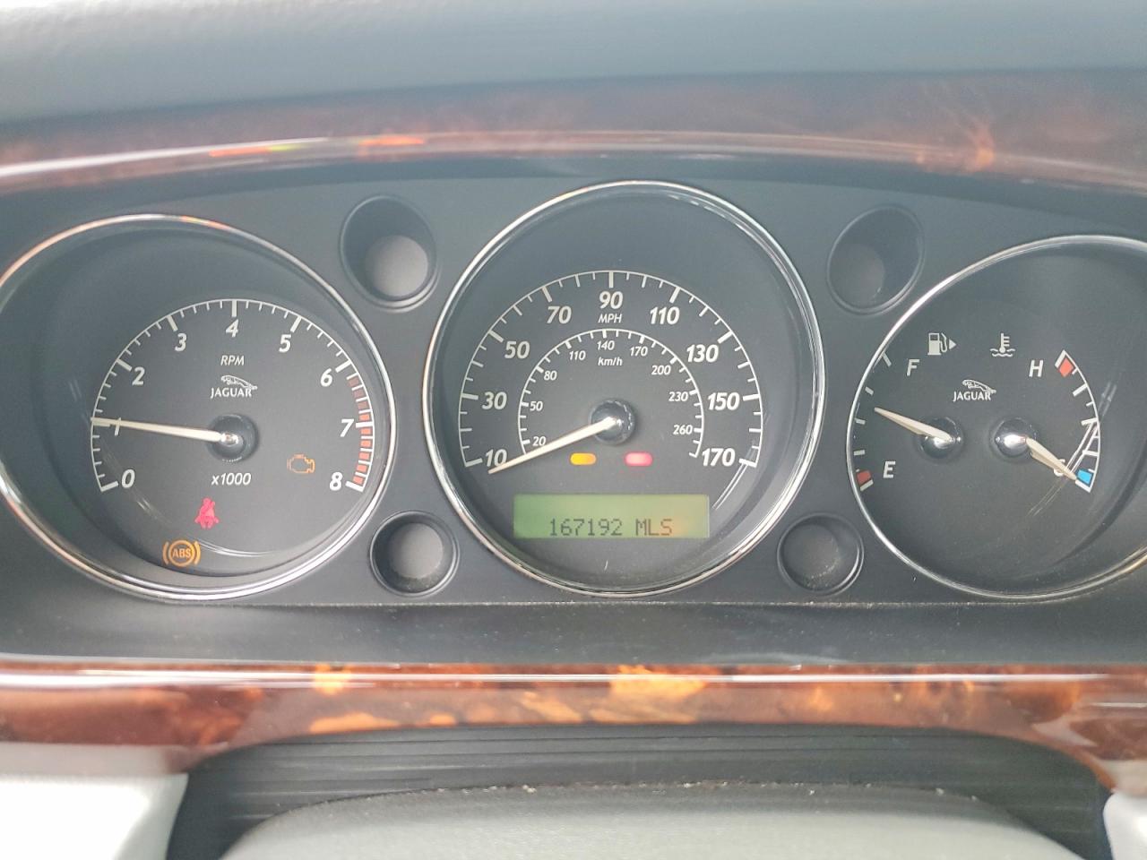 2005 JAGUAR XJ8
