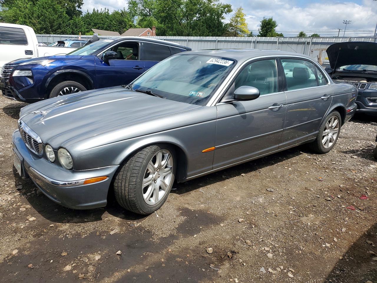 2005 JAGUAR XJ8