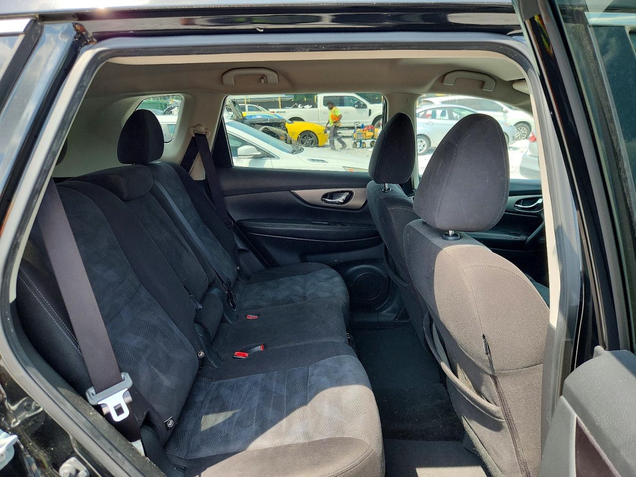 2016 NISSAN ROGUE