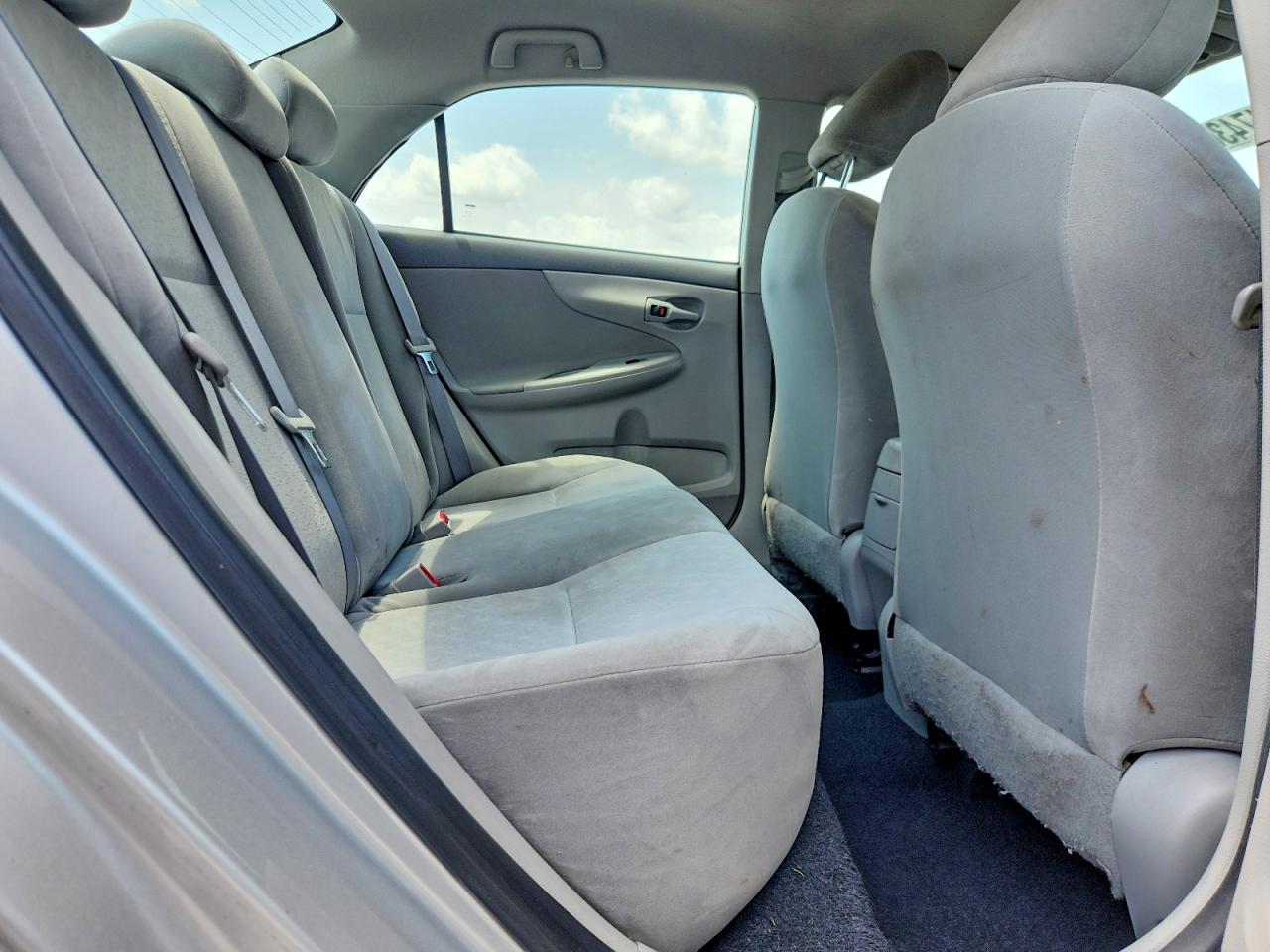 2009 TOYOTA COROLLA