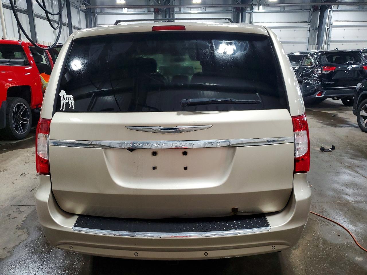 2012 CHRYSLER MINIVAN