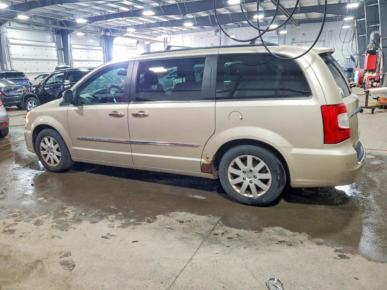 2012 CHRYSLER MINIVAN