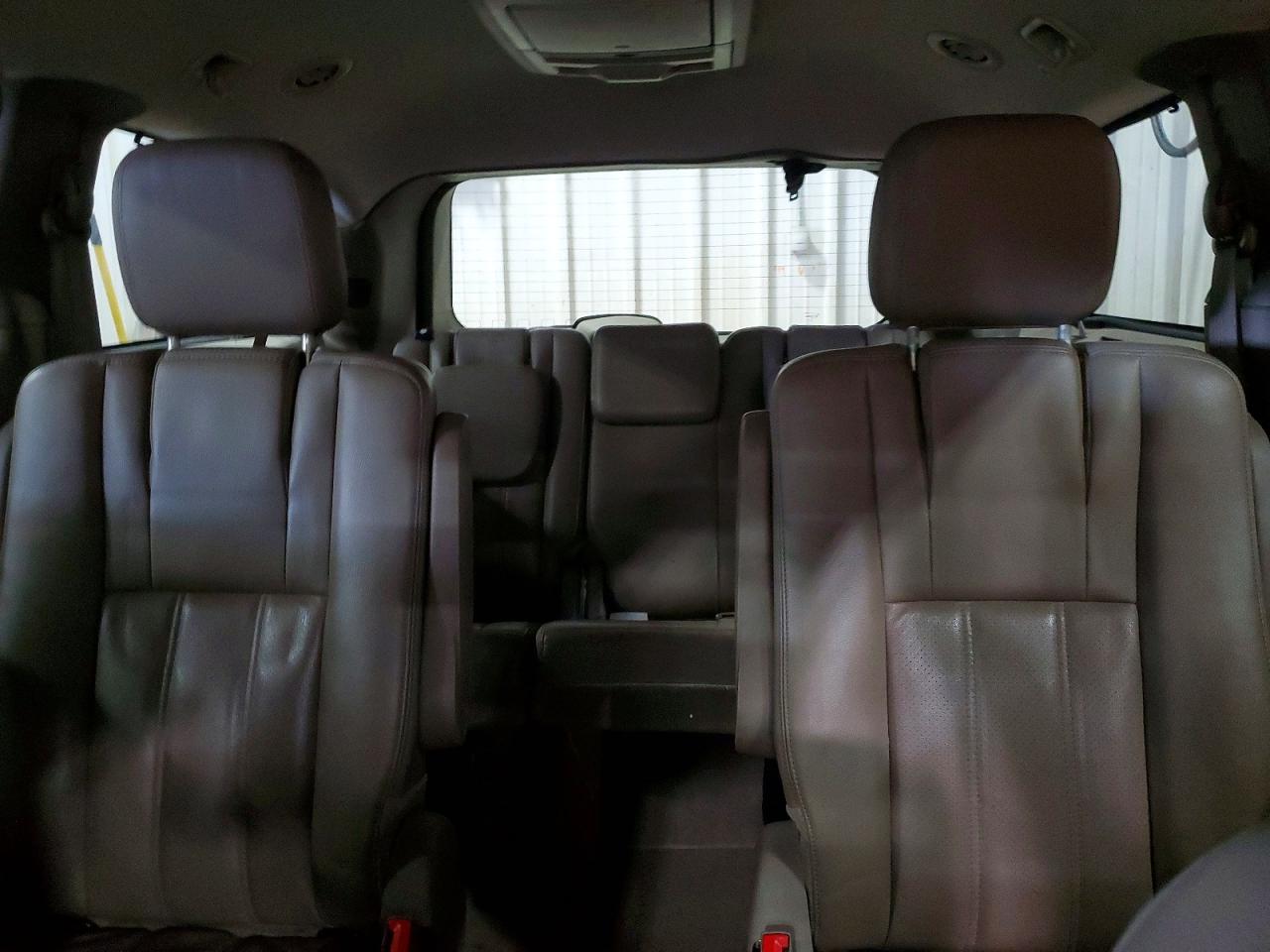 2012 CHRYSLER MINIVAN