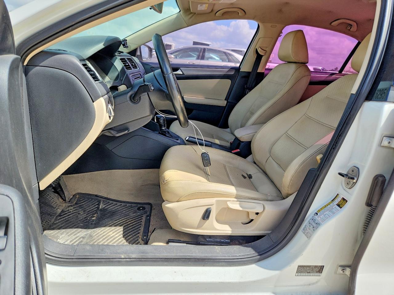 2014 VOLKSWAGEN JETTA