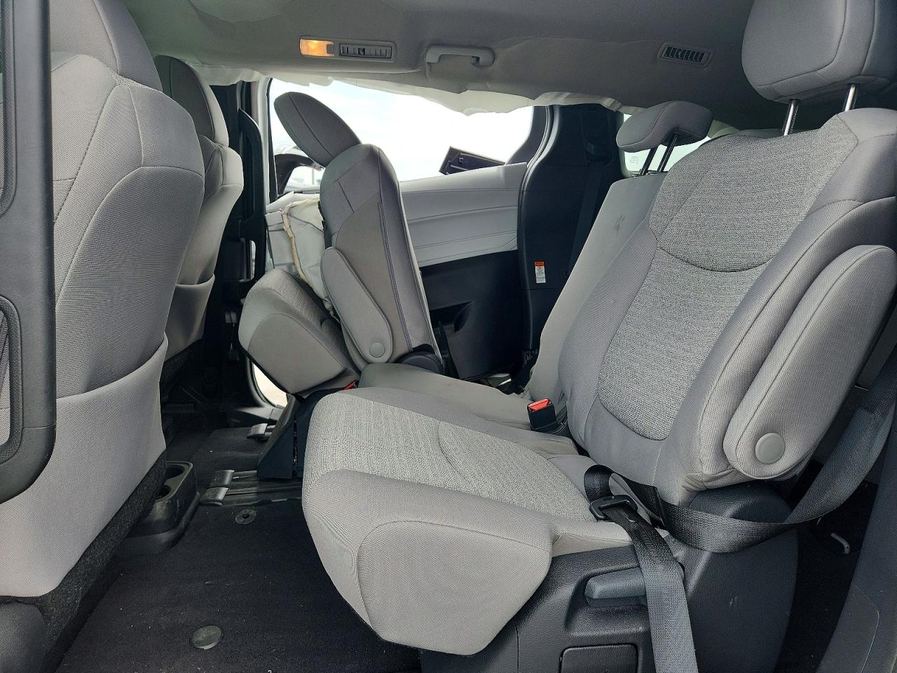 2026 TOYOTA SIENNA