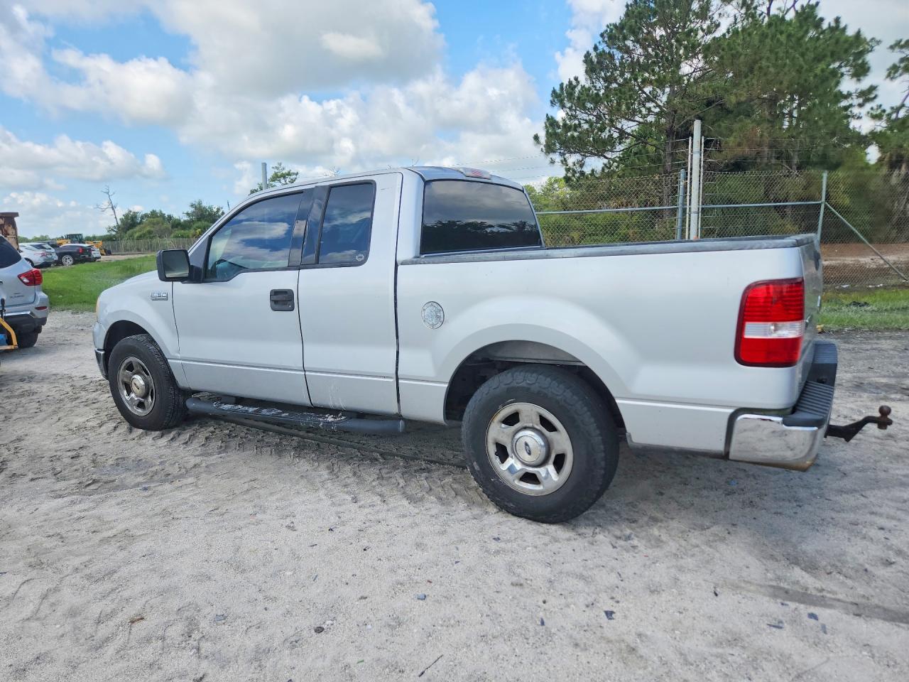 2004 FORD F150