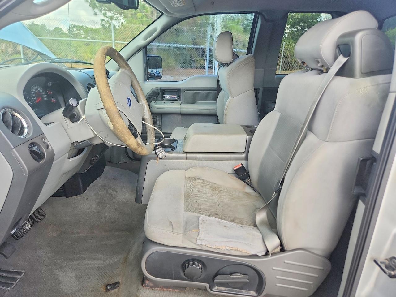 2004 FORD F150