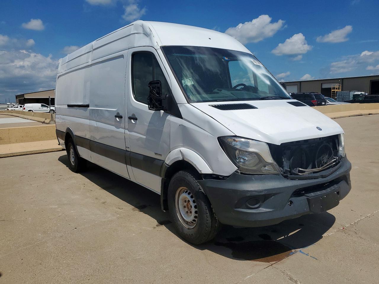 2014 MERCEDES-BENZ SPRINTER