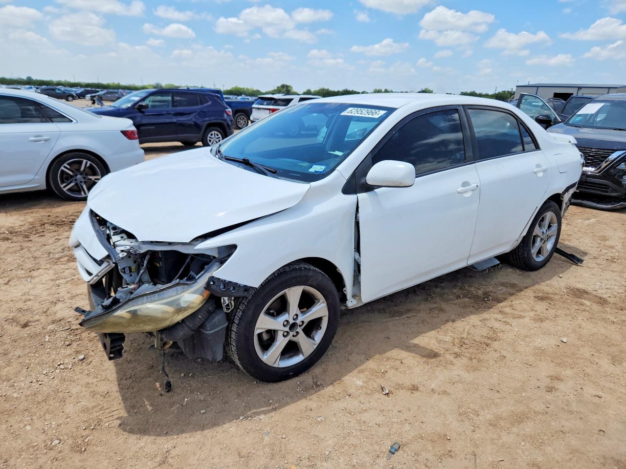 2011 TOYOTA COROLLA