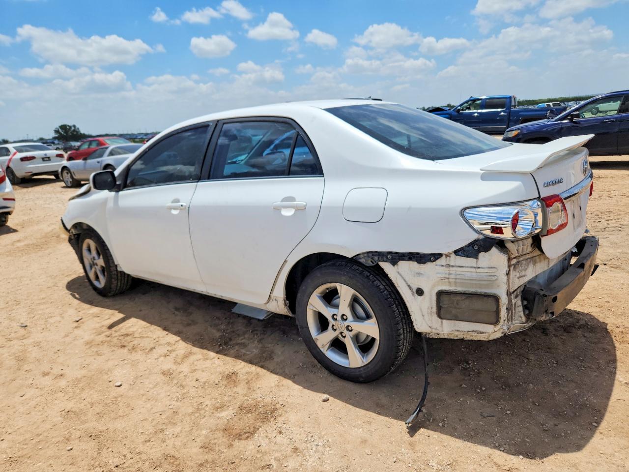 2011 TOYOTA COROLLA