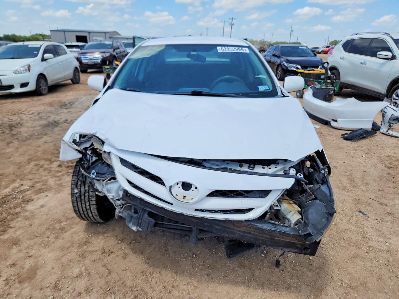 2011 TOYOTA COROLLA