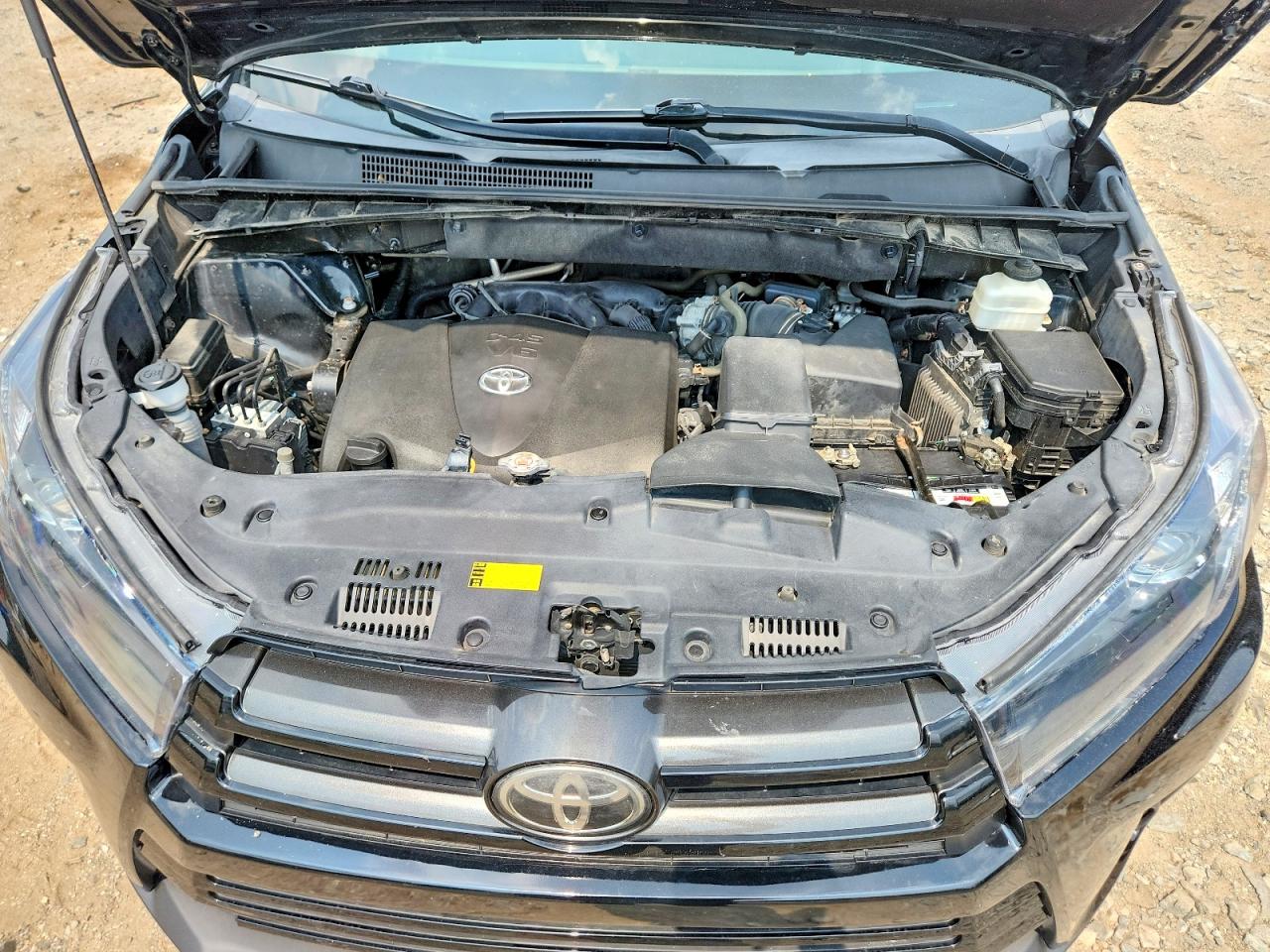 2019 TOYOTA HIGHLANDER