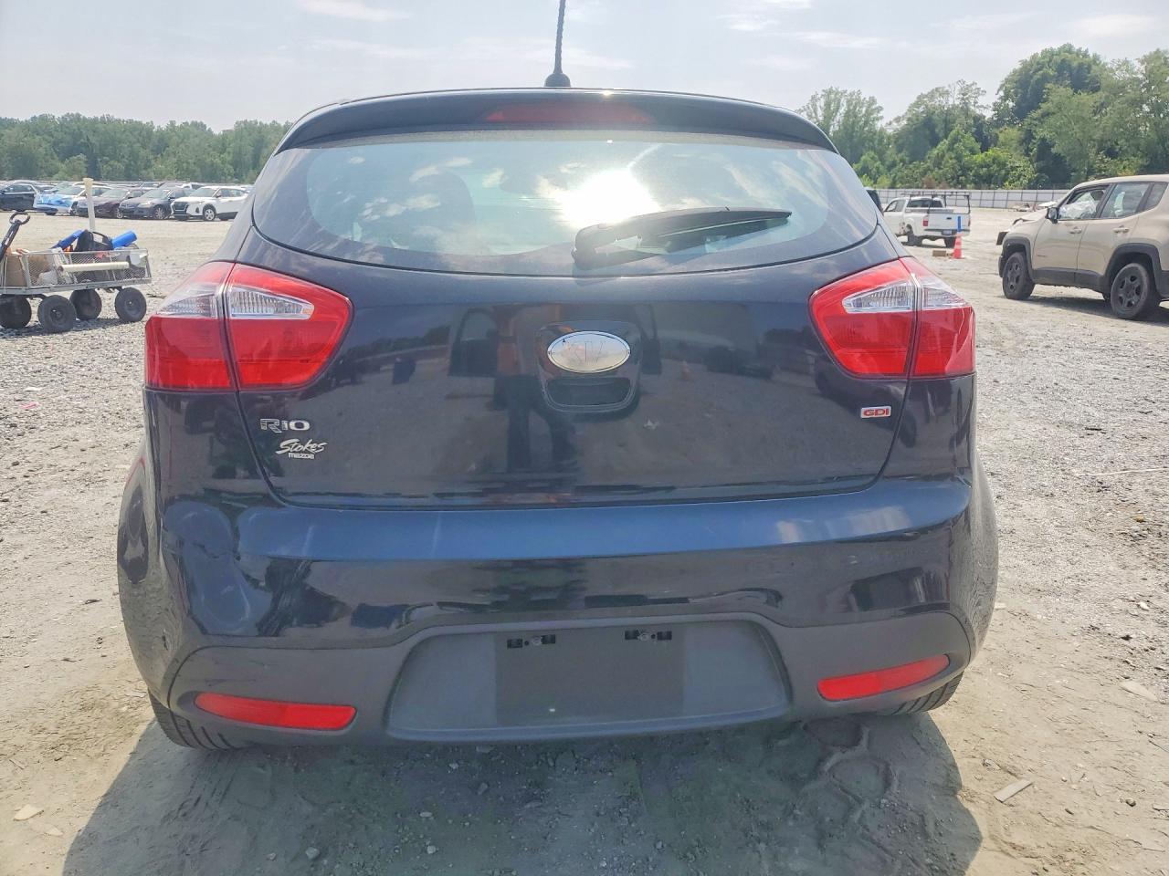 2014 KIA RIO