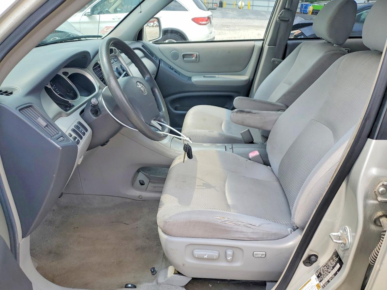 2006 TOYOTA HIGHLANDER