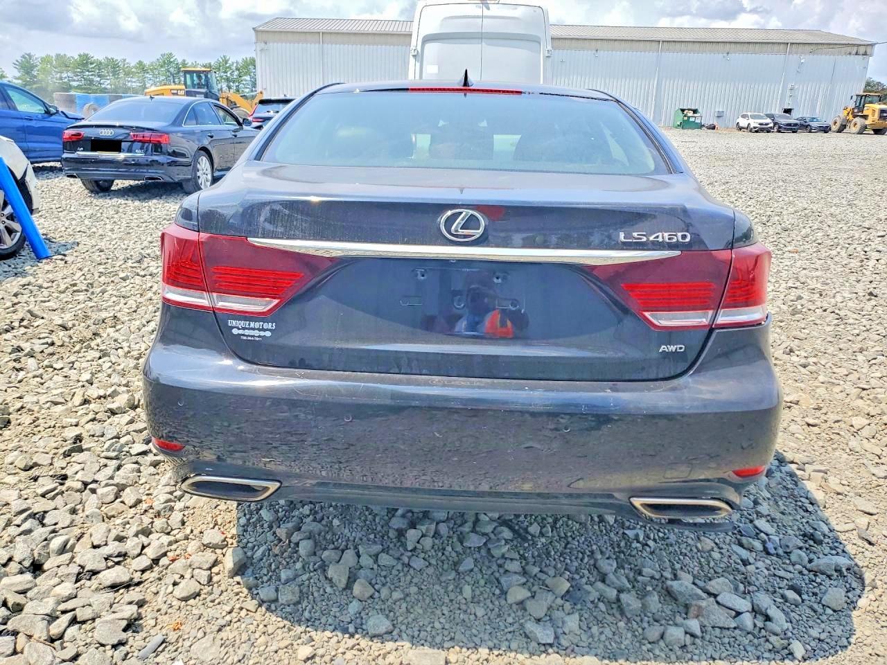 2014 LEXUS LS460