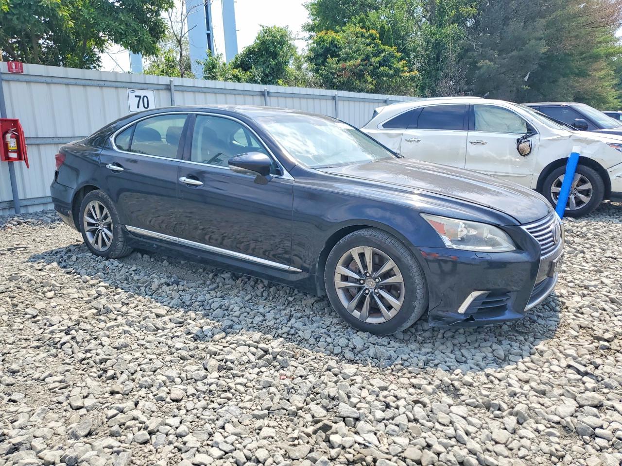 2014 LEXUS LS460
