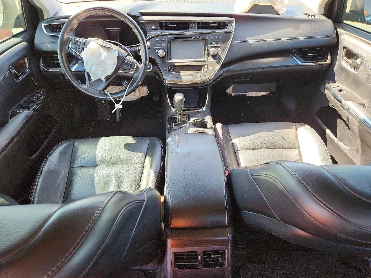 2016 TOYOTA AVALON