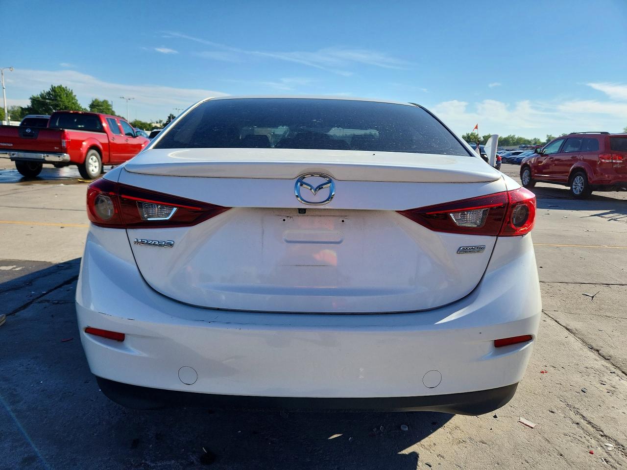 2015 MAZDA 3