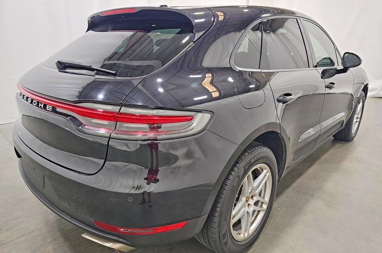 2021 PORSCHE MACAN