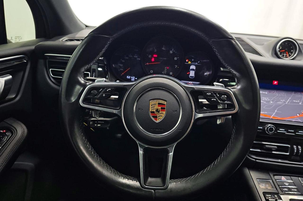 2021 PORSCHE MACAN