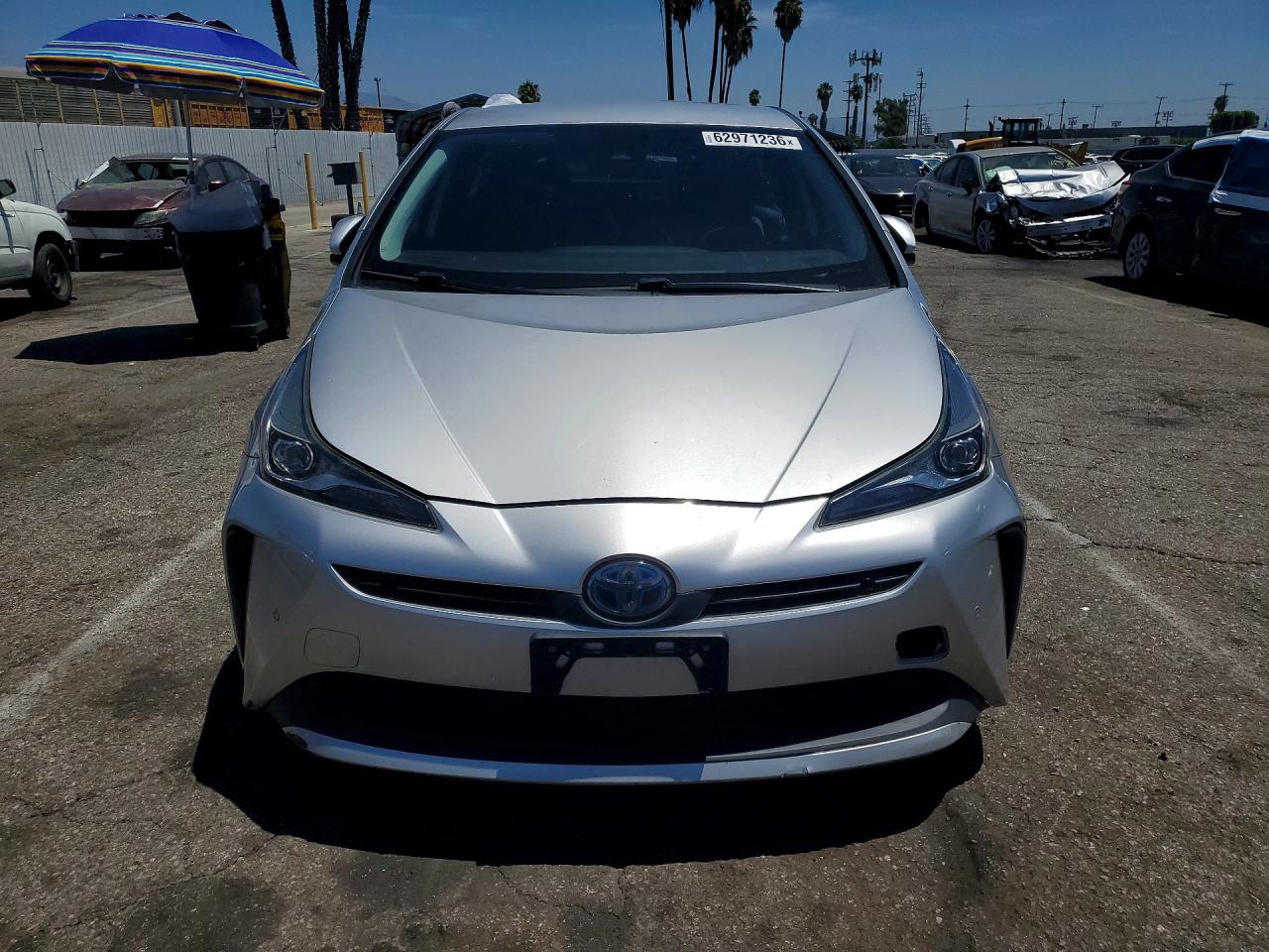 2019 TOYOTA PRIUS
