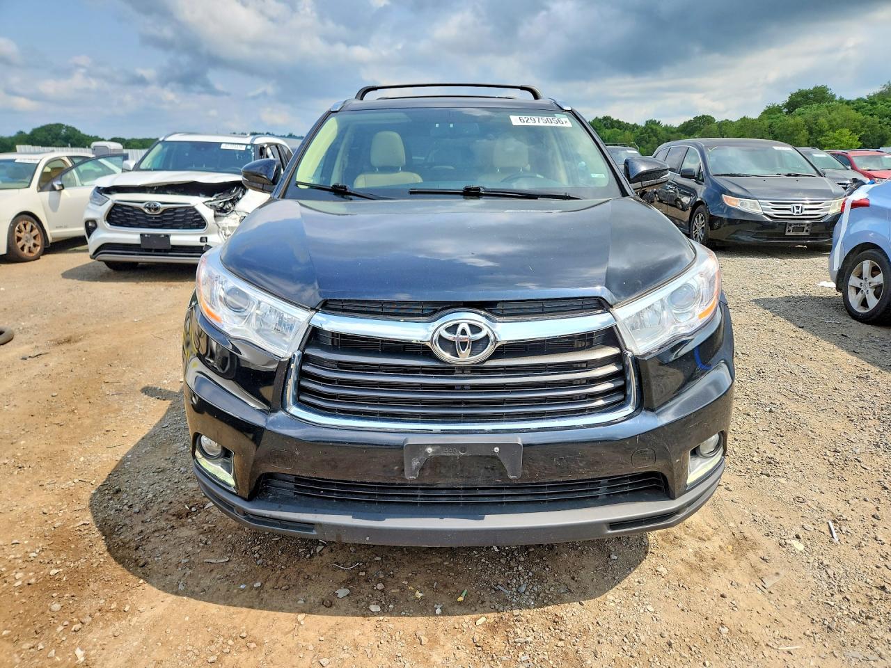 2015 TOYOTA HIGHLANDER
