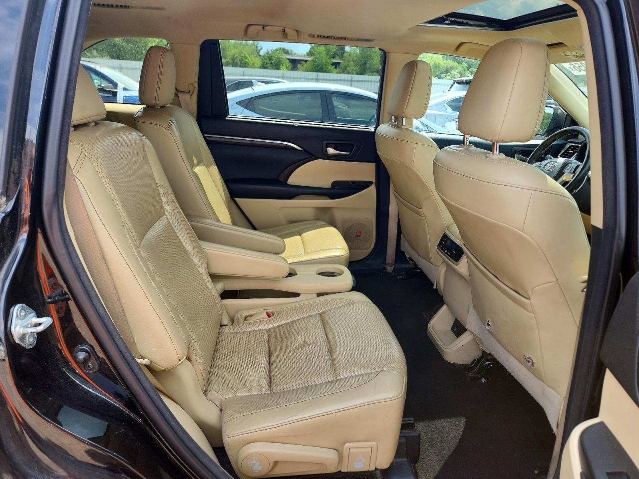 2015 TOYOTA HIGHLANDER