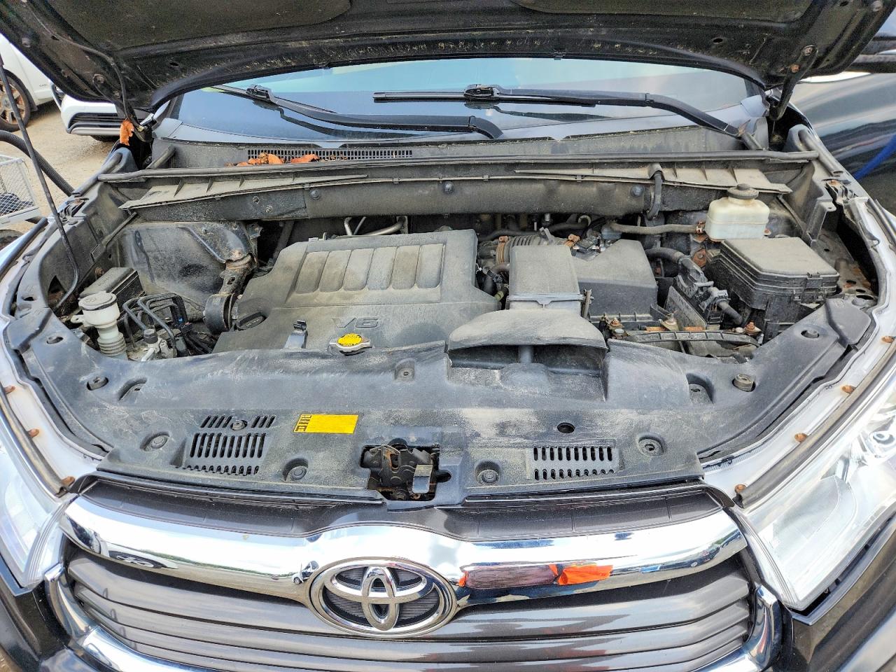 2015 TOYOTA HIGHLANDER