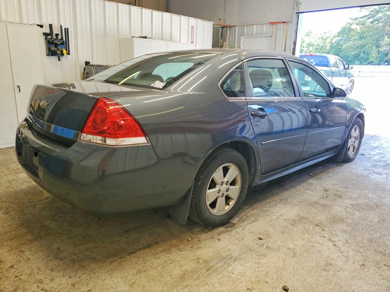 2010 CHEVROLET IMPALA