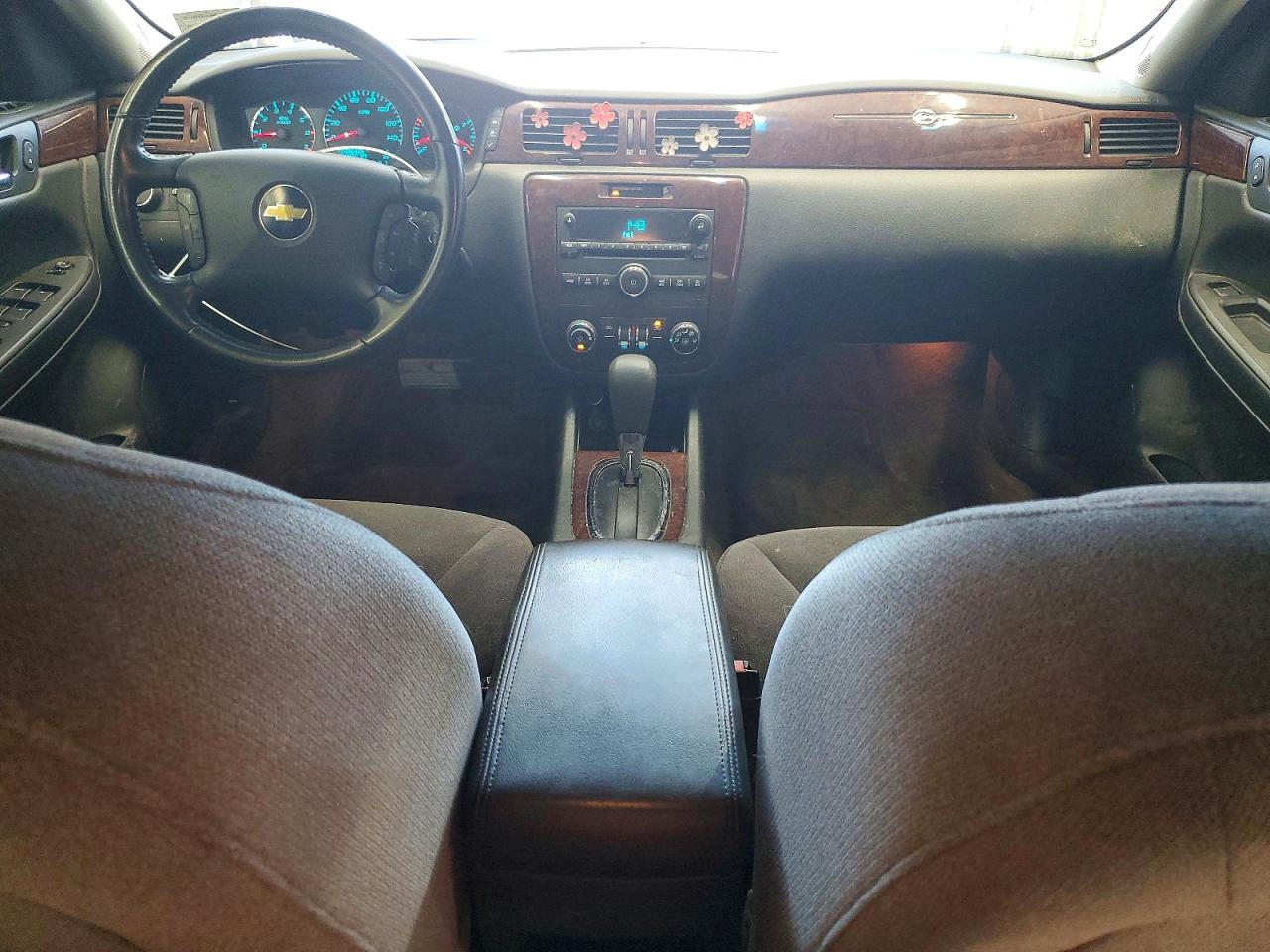 2010 CHEVROLET IMPALA