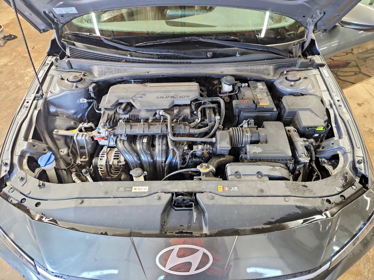 2024 HYUNDAI ELANTRA