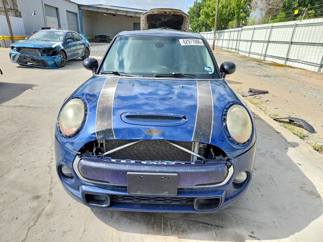 2016 MINI COOPER