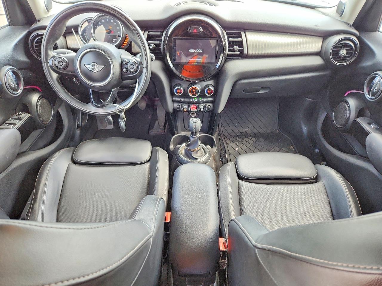 2016 MINI COOPER