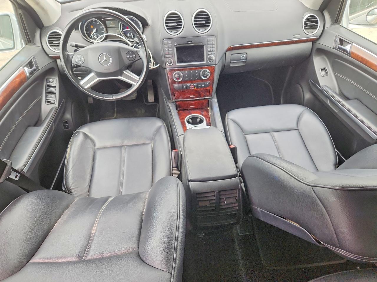 2010 MERCEDES-BENZ GL-CLASS