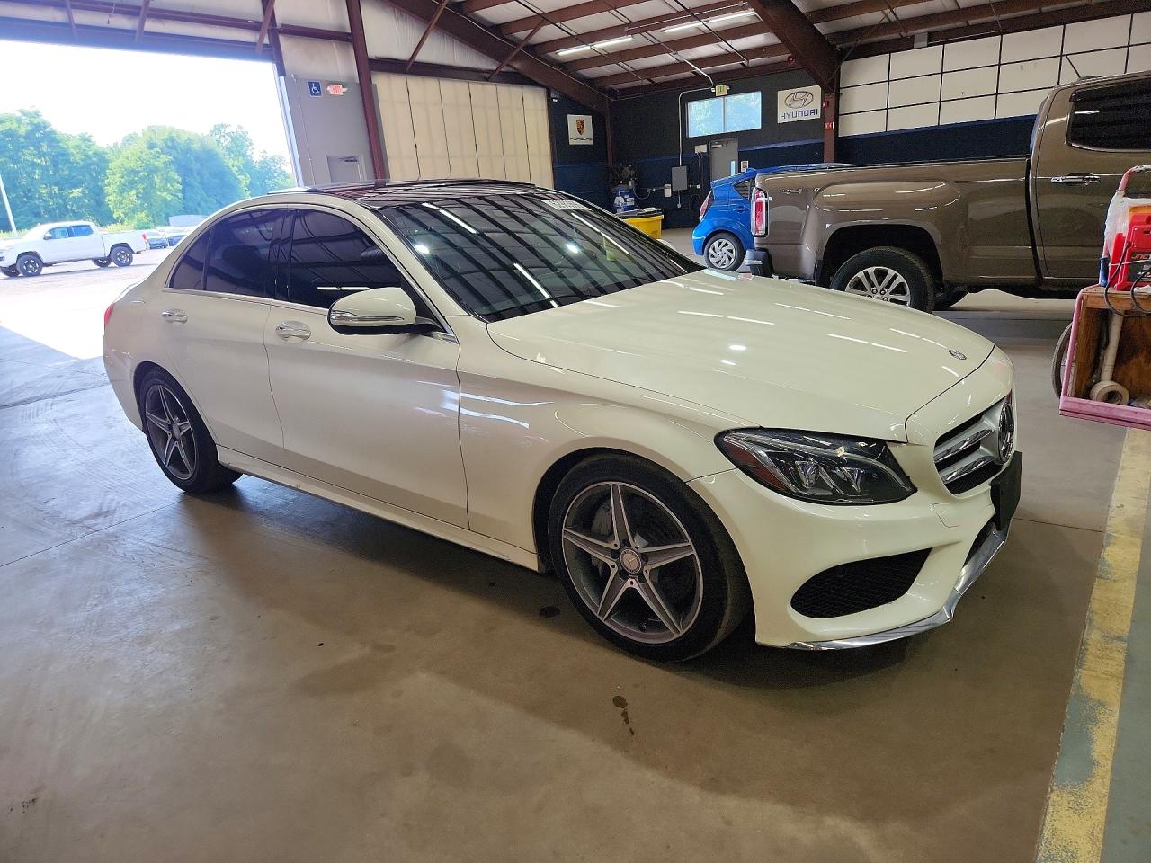 2015 MERCEDES-BENZ C-CLASS