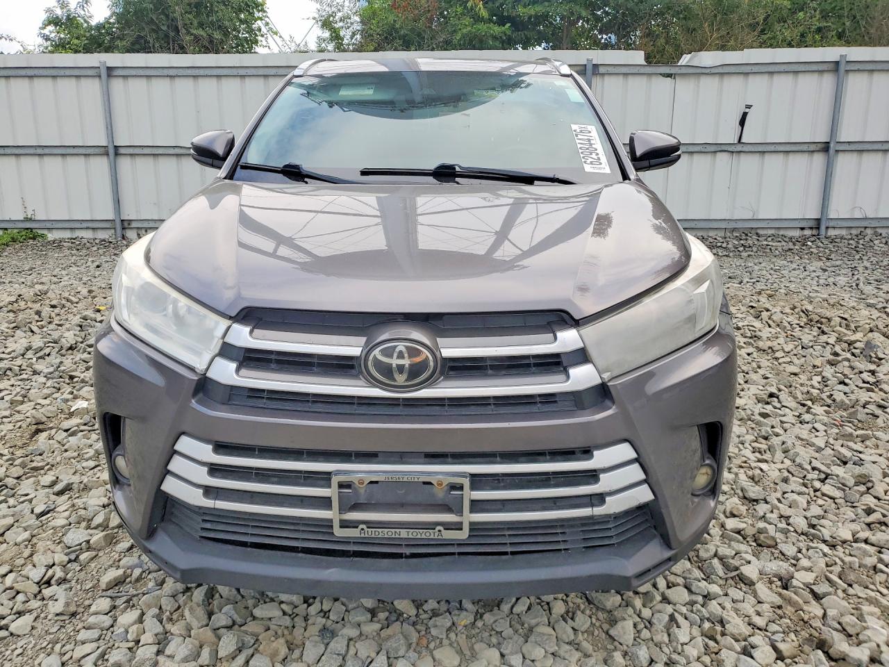 2017 TOYOTA HIGHLANDER