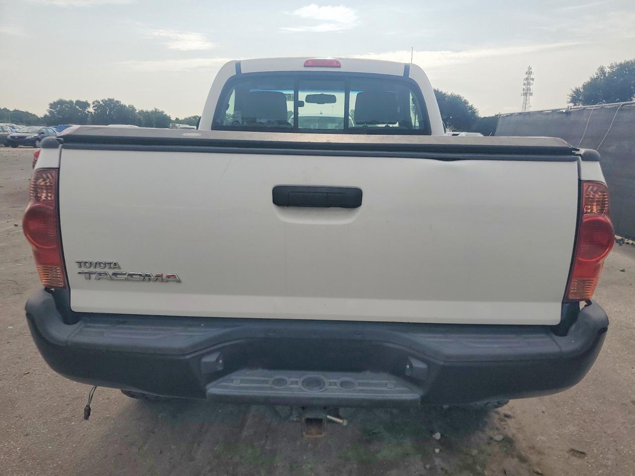 2013 TOYOTA TACOMA