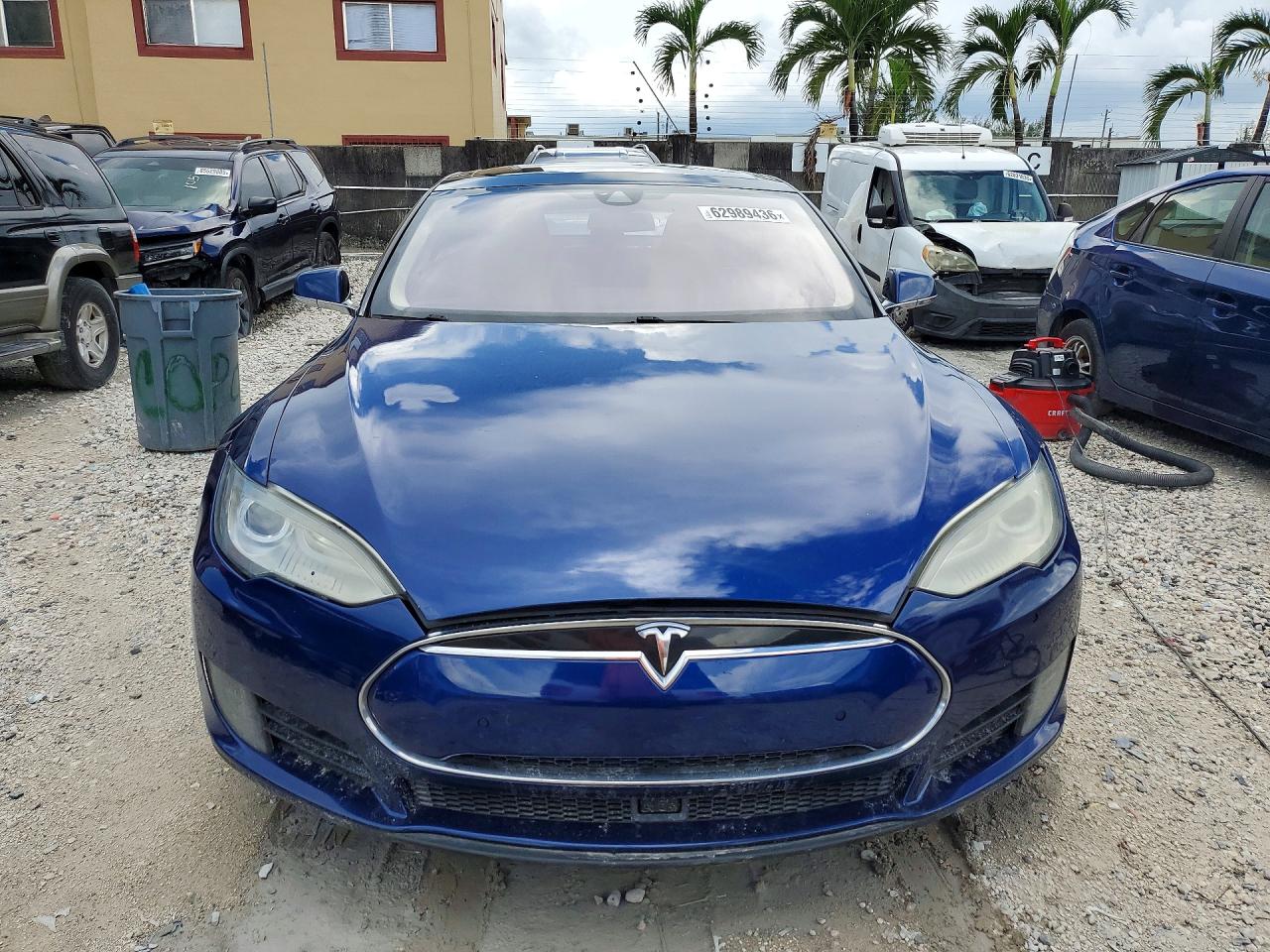 2016 TESLA MODEL S