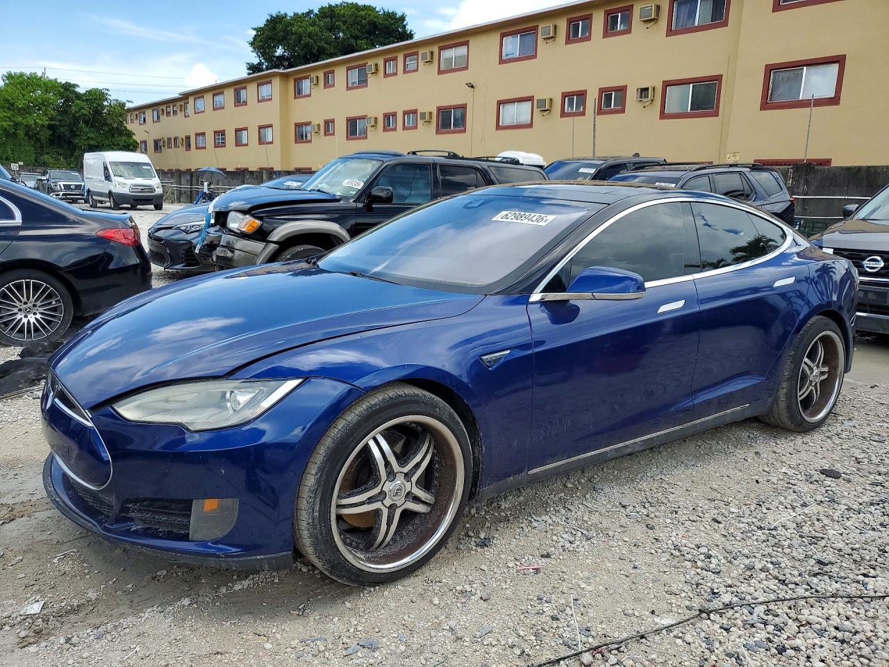 2016 TESLA MODEL S